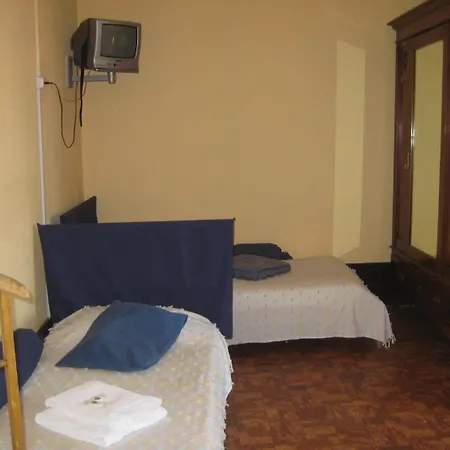 Hostel Avenida Coimbra-3